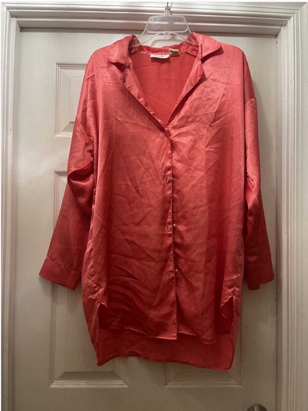 Victoria's Secret GOLD LABEL Orange Coral Satin Top Button Sleep Shirt Gown M/L